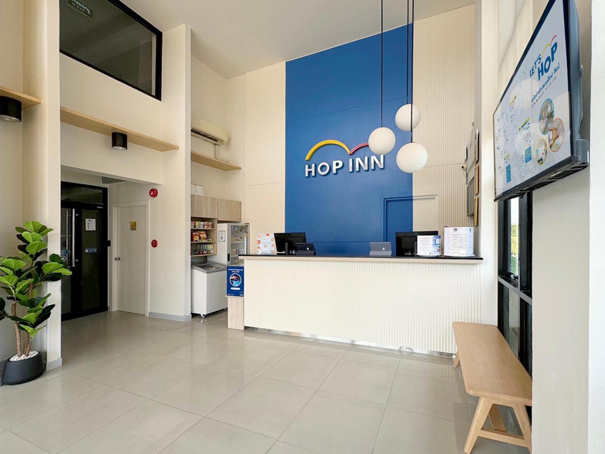 Hop Inn Накхон Си Тамарат Екстериор снимка