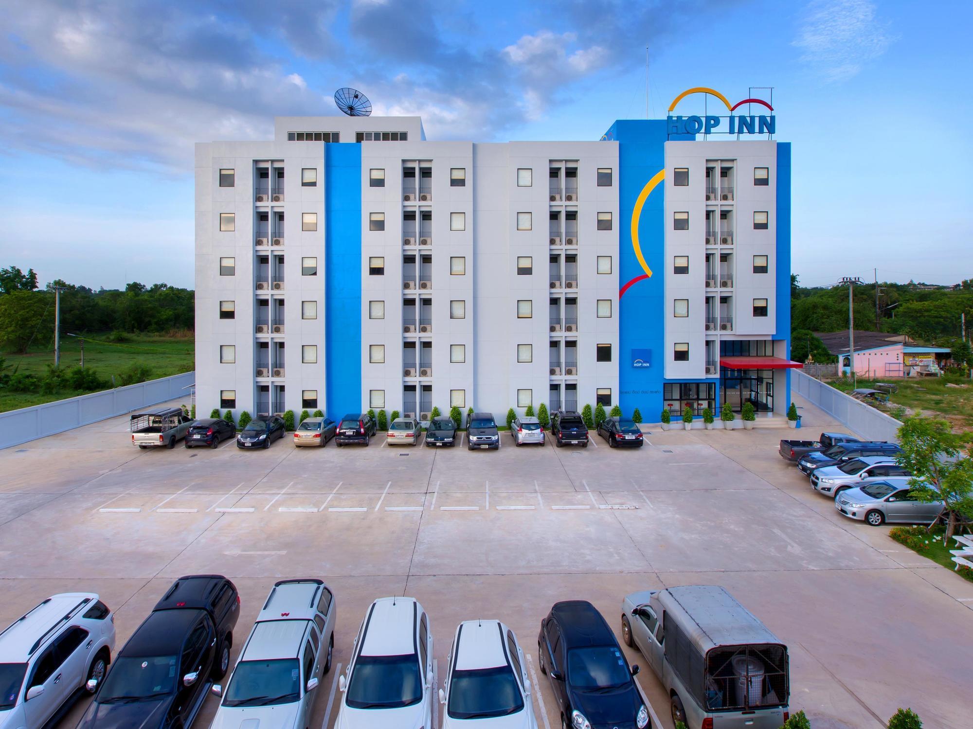 Hop Inn Накхон Си Тамарат Екстериор снимка